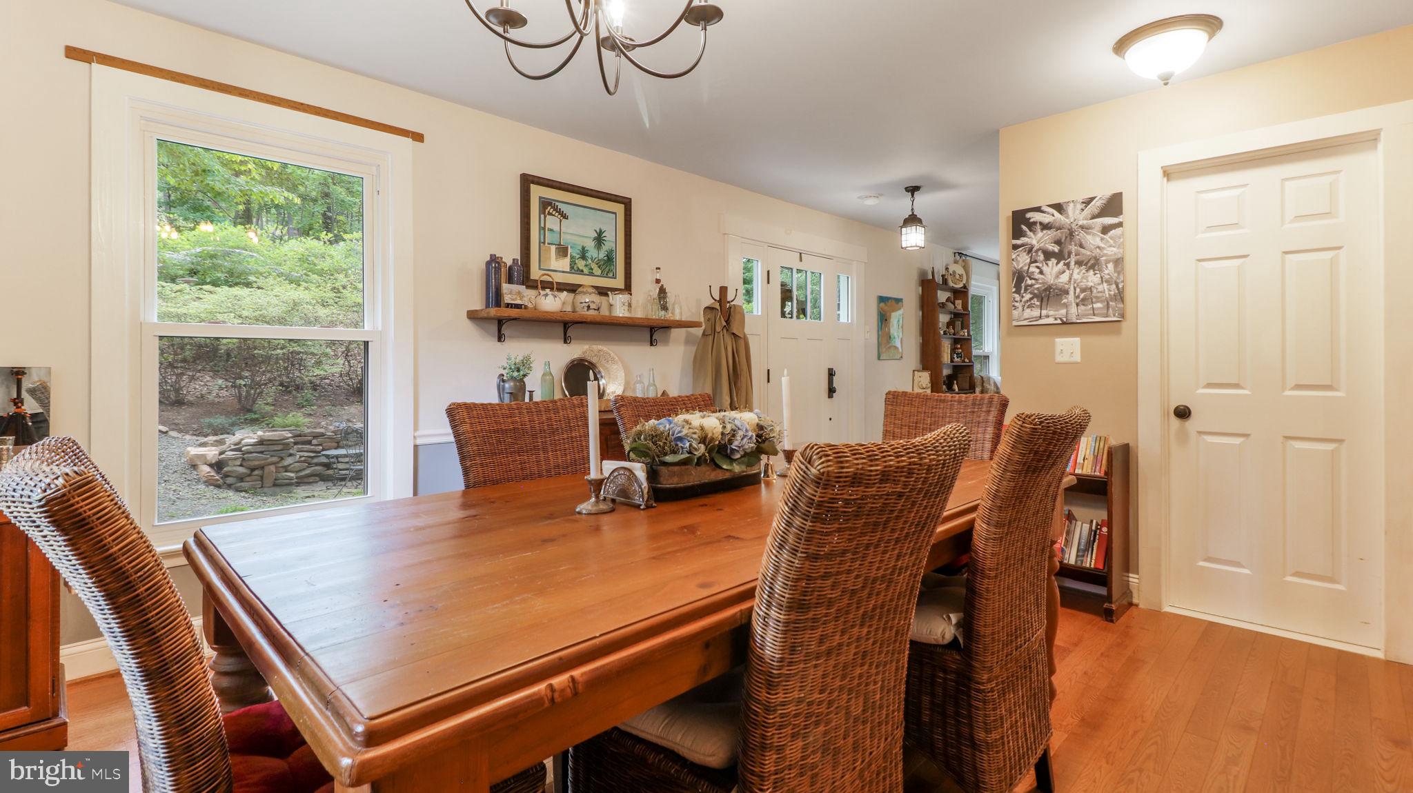 1405 Mercer Road Haymarket, VA 20169 - Photo 6 of 89 Gallery Image 6