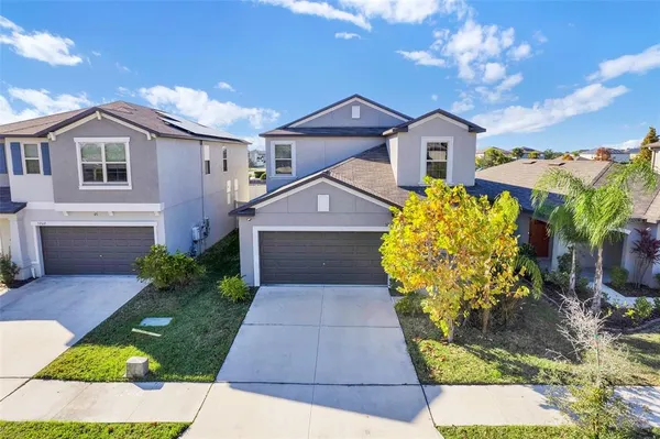 $385,000 | 5204 White Chicory Drive, Apollo Beach, FL 33572