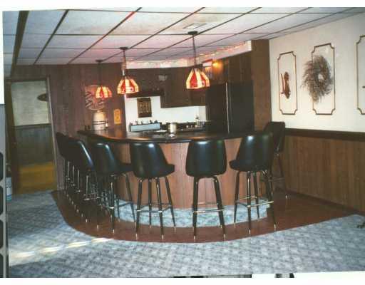 304 Tracy Lane Apollo, PA 15613 - Photo 5 of 8 Den/Family/Great Room.