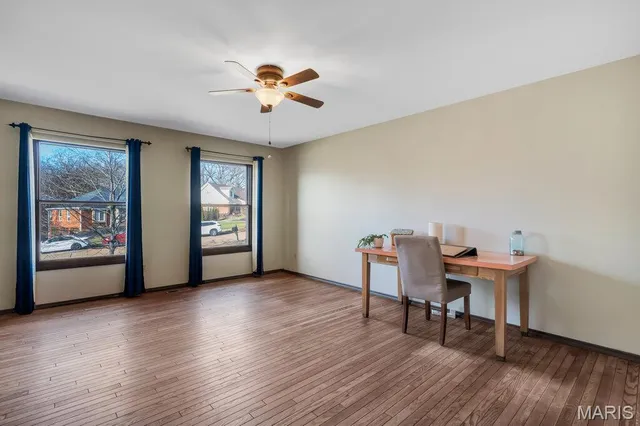 $725,000 | 710 Briarfarm Lane, Kirkwood, MO 63122