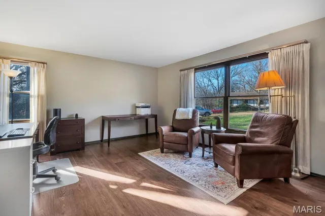 $725,000 | 710 Briarfarm Lane, Kirkwood, MO 63122