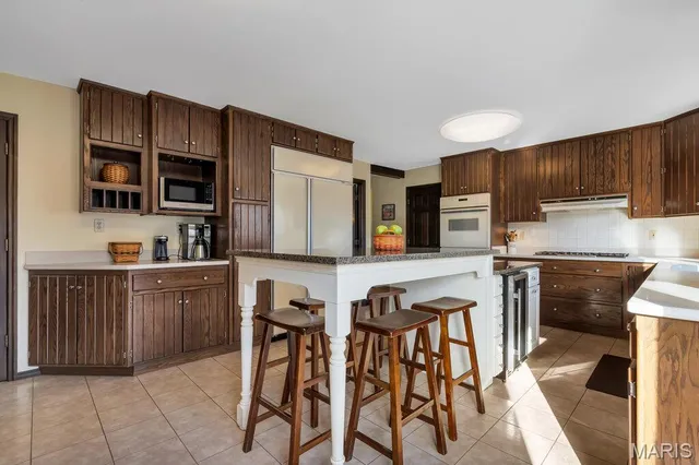 $725,000 | 710 Briarfarm Lane, Kirkwood, MO 63122