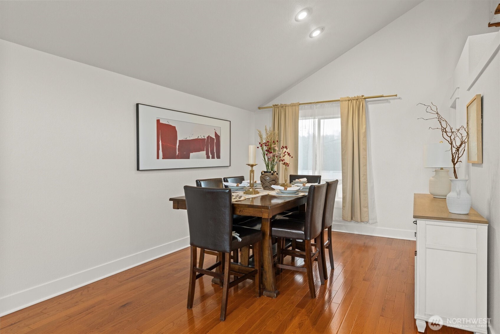 15535 156th Court Southeast Renton, WA 98058 - Photo 7 of 32