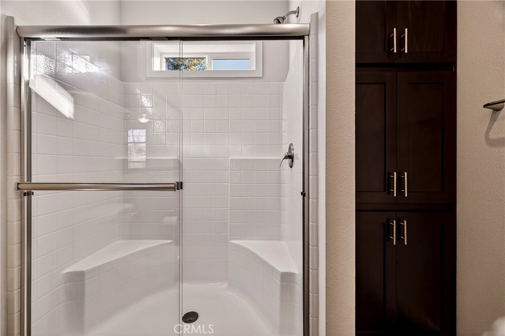 6451 Ranger Court Magalia, CA 95954 - Photo 18 of 54 Primary Walk-In Shower With Seating