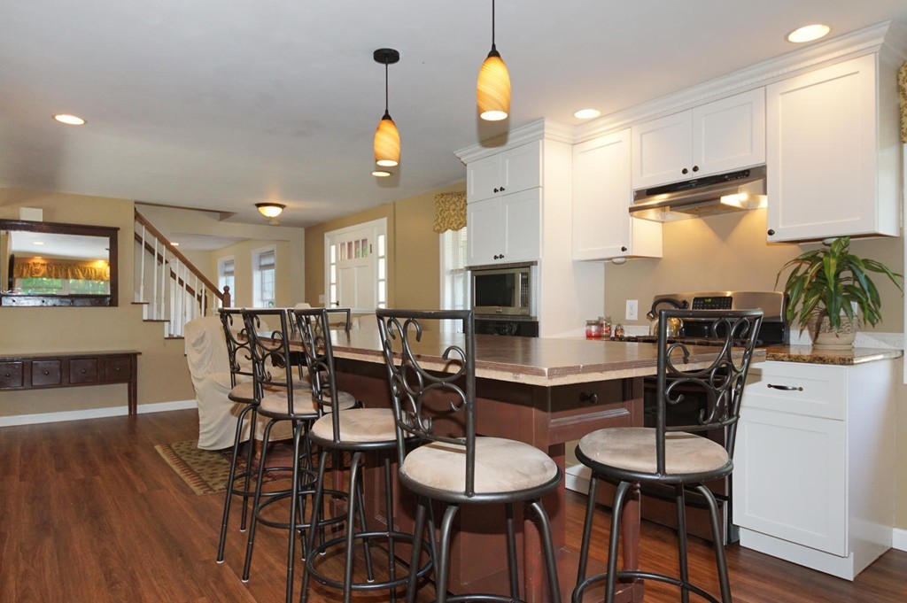 6 Alcorn Road Chelmsford, MA 01824 - Photo 5 of 30