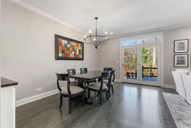 $1,749,000 | 216 East Sheridan Place, Lake Bluff, IL 60044