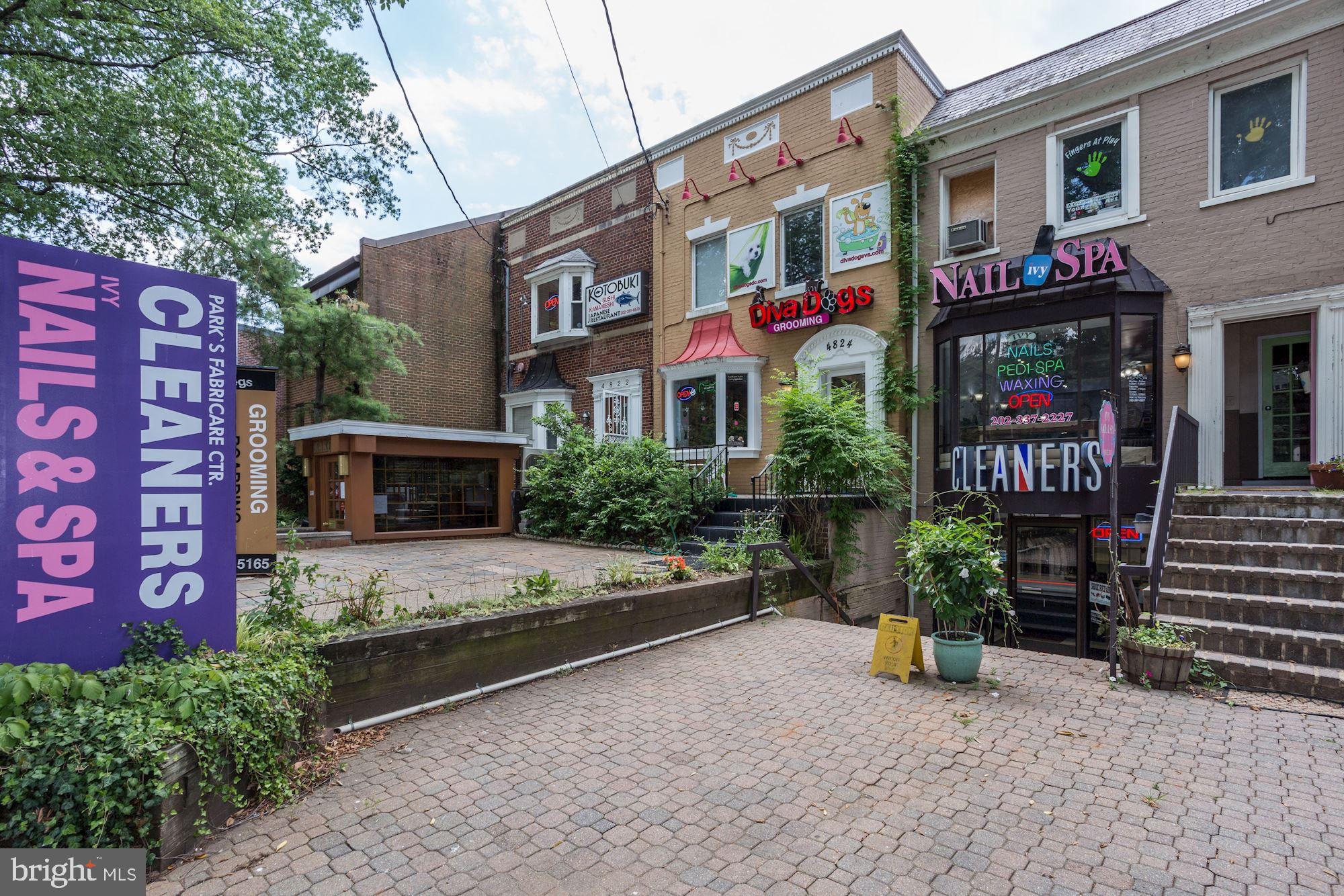 4889 MacArthur Boulevard Northwest Washington, DC 20007 - Photo 36 of 38