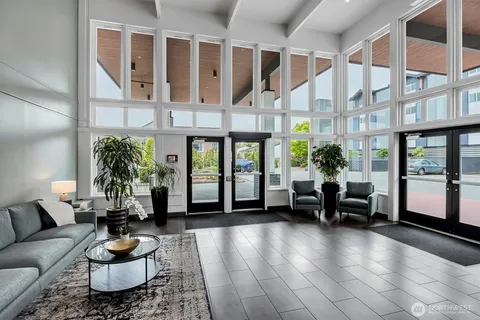 $598,000 | 2501 Canterbury Lane East, Unit 116, Seattle, WA 98112