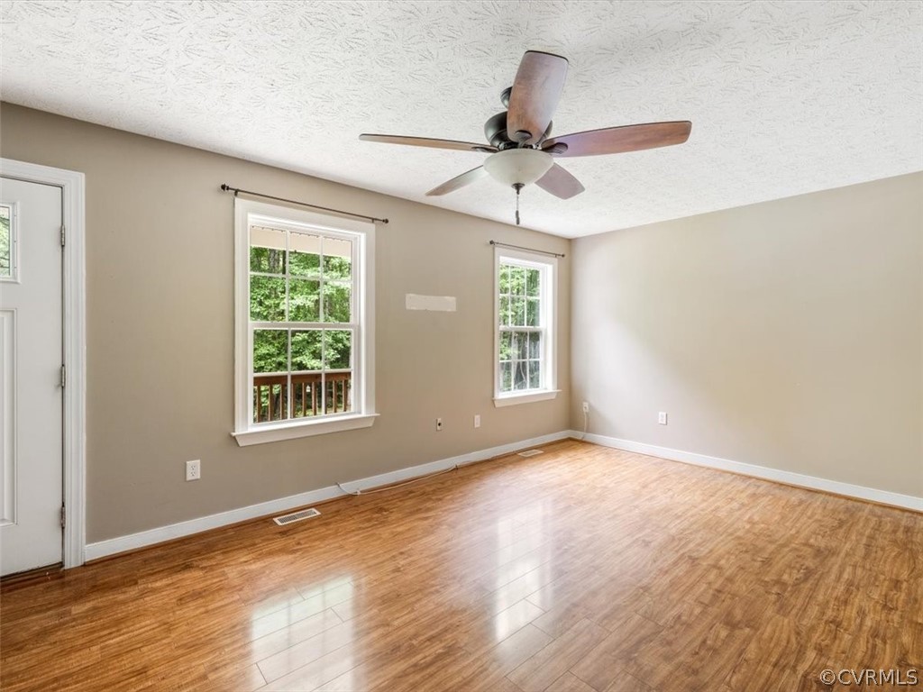 2451 Old Hanover Road Sandston, VA 23150 - Photo 4 of 21 Gallery Image 4