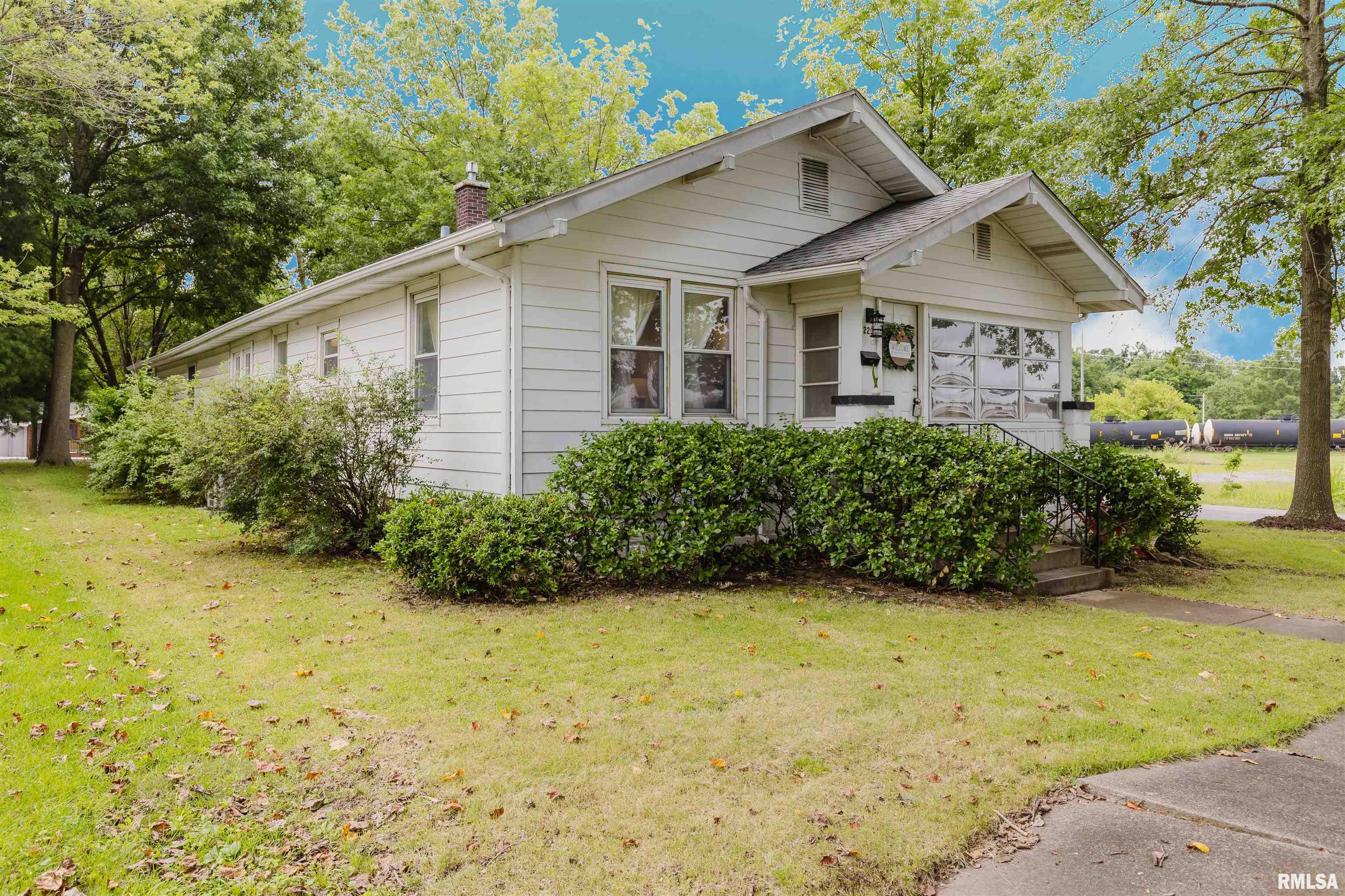 220 South 8th Street Herrin, IL 62948 - Photo 1 of 42 Gallery Image 1