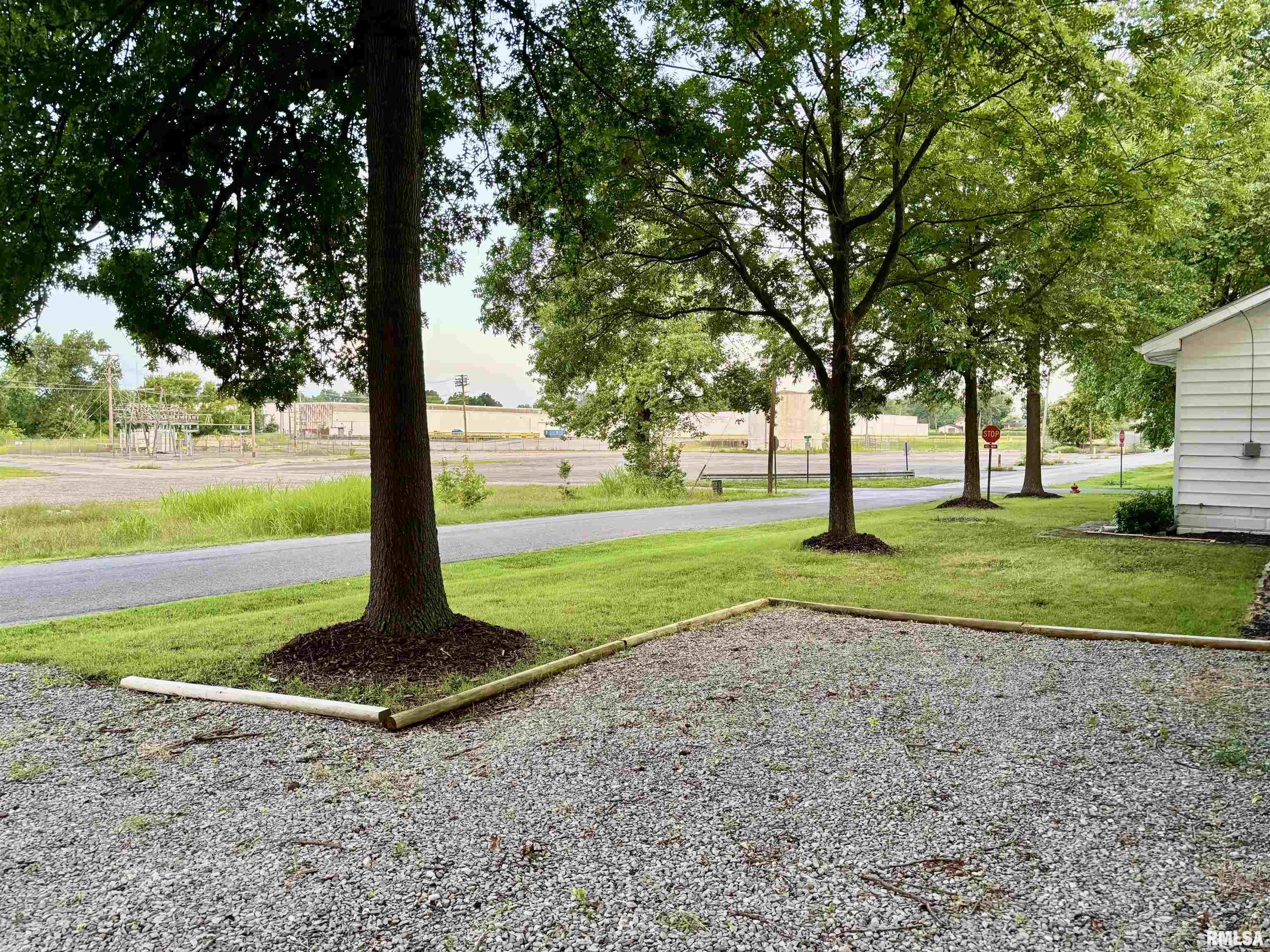 220 South 8th Street Herrin, IL 62948 - Photo 34 of 42 Gallery Image 34
