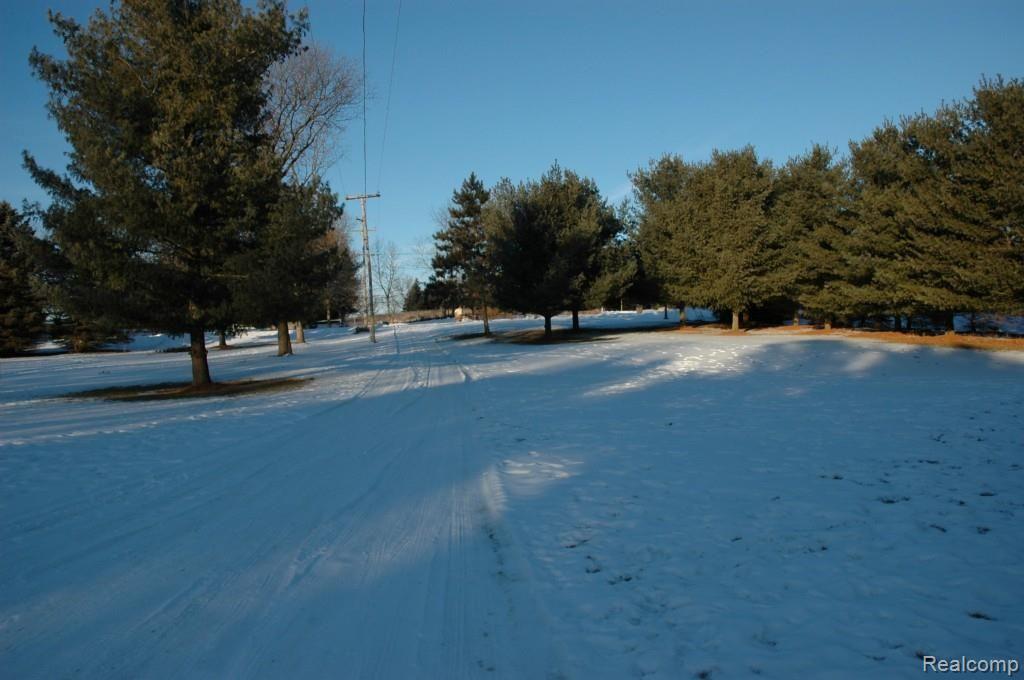 7340 Wheeler Road Whitmore Lake, MI 48189 - Photo 18 of 24 DSC_7240.jpg