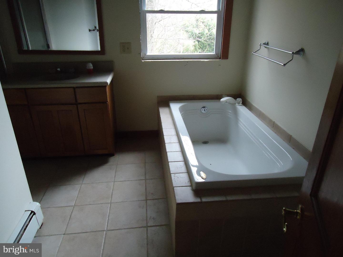 4562 Old York Road Doylestown, PA 18902 - Photo 8 of 13 Gallery Image 8