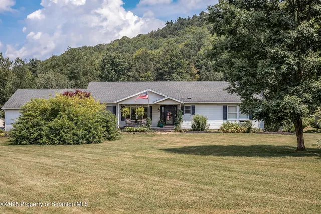 $324,000 | 128 Pamela Drive, Friendsville, PA 18818