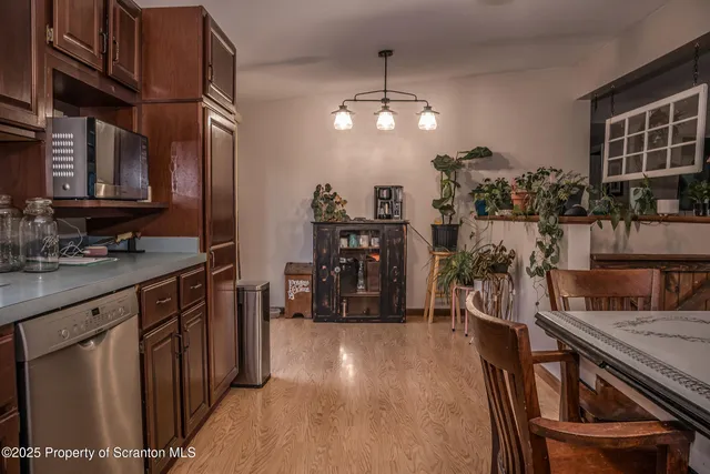 $324,000 | 128 Pamela Drive, Friendsville, PA 18818