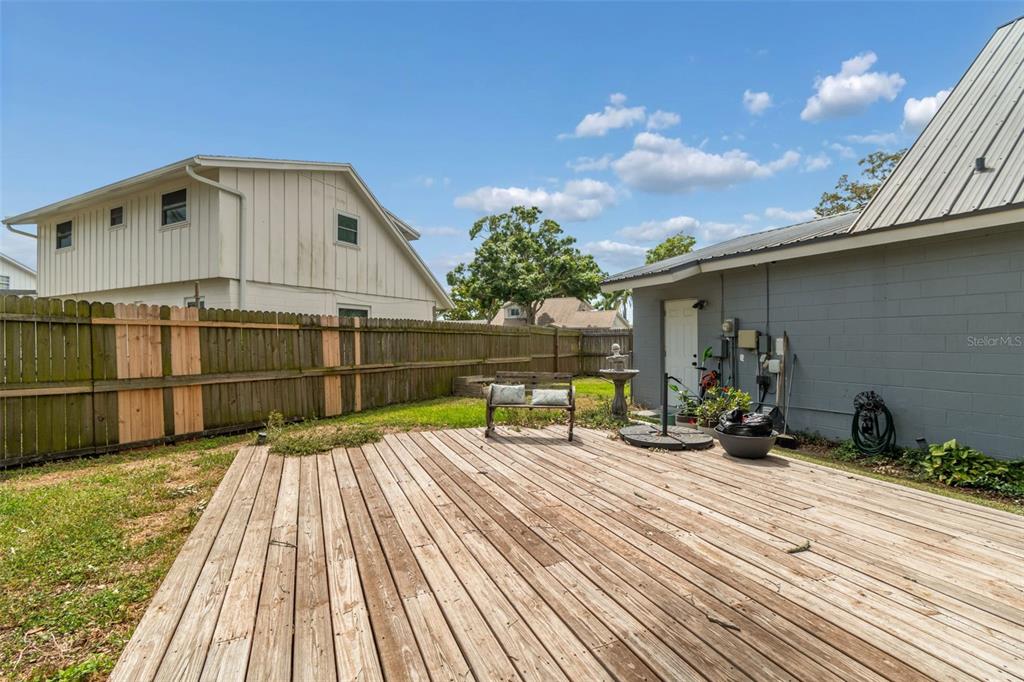 8043 124th Street North Seminole, FL 33772 - Photo 60 of 68