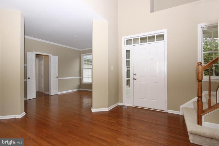 1202 Night Star Court Reston, VA 20194 - Photo 21 of 30 Entrance / Foyer