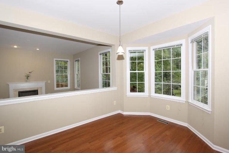 1202 Night Star Court Reston, VA 20194 - Photo 24 of 30 Kitchen/Family Room