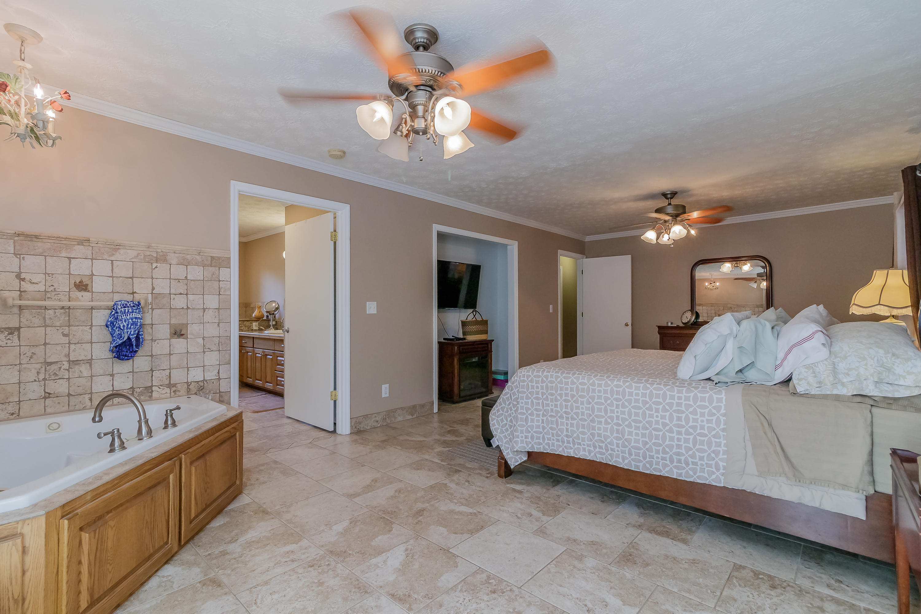 239 West Rogers Road LaFayette, GA 30728 - Photo 23 of 50 Master Bedroom