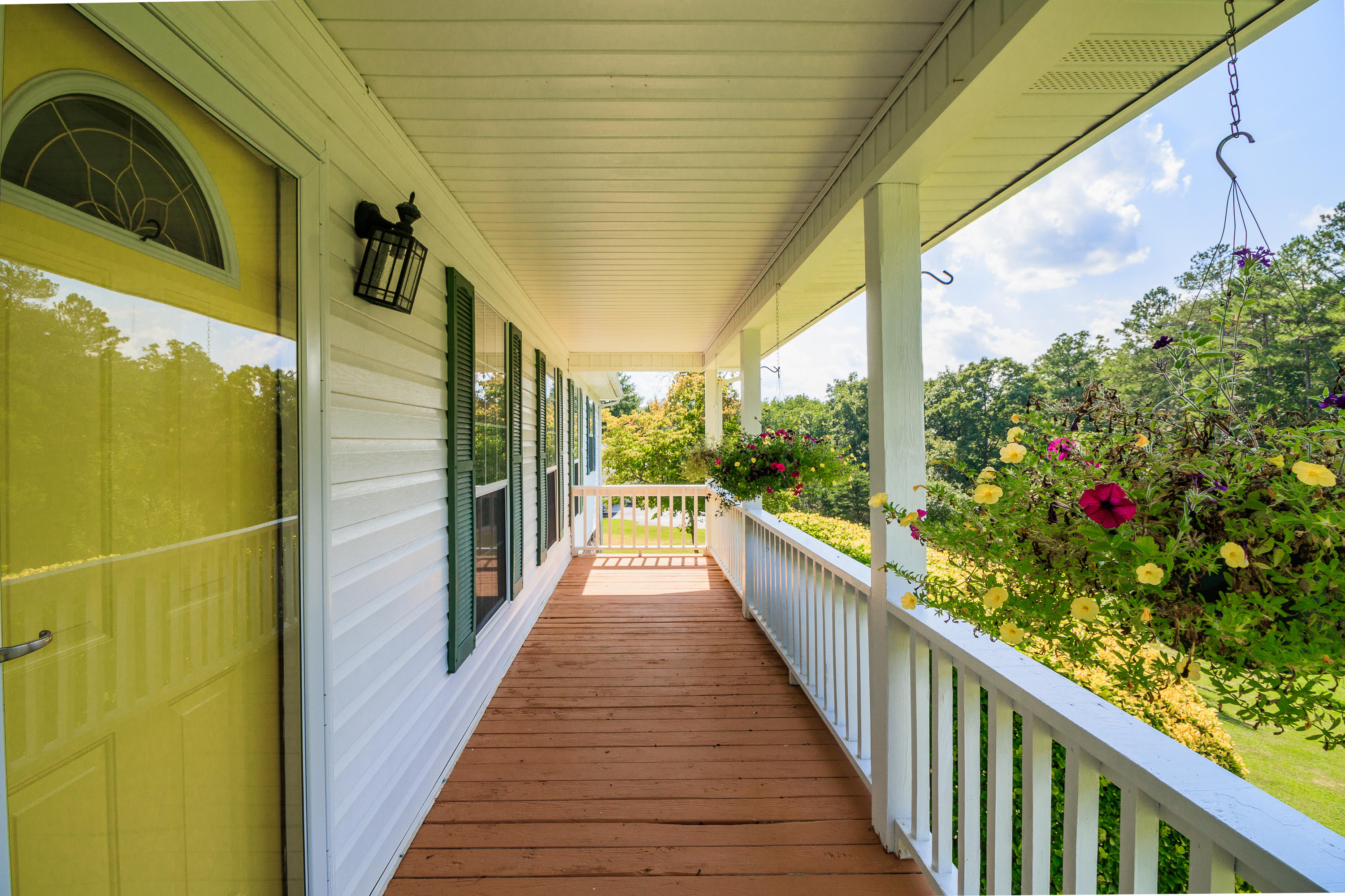 239 West Rogers Road LaFayette, GA 30728 - Photo 4 of 50 Front Porch