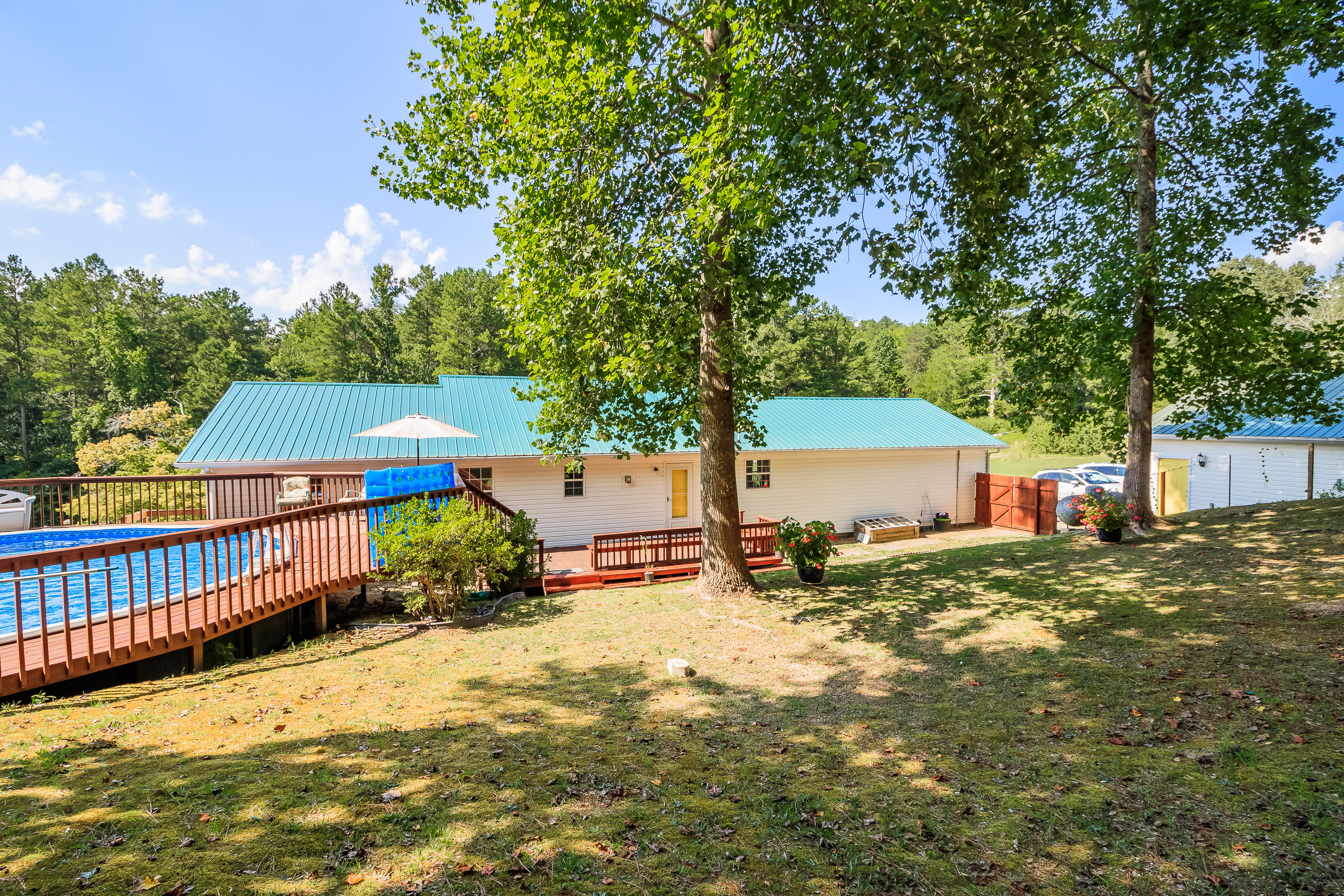 239 West Rogers Road LaFayette, GA 30728 - Photo 46 of 50 Back Yard