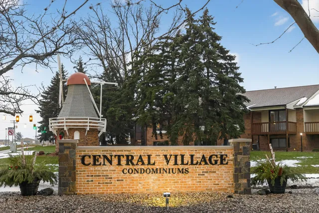 $219,900 | 19 Old Mill Drive, Unit 19, Holland, MI 49423