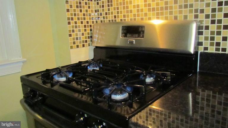 5925 Yorkwood Road Baltimore, MD 21239 - Photo 1 of 18 Kitchen