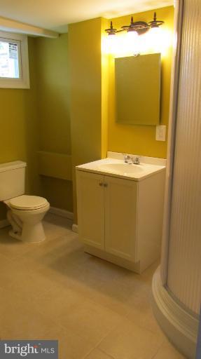 5925 Yorkwood Road Baltimore, MD 21239 - Photo 2 of 18 Bath