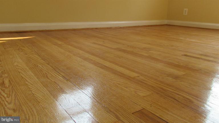 5925 Yorkwood Road Baltimore, MD 21239 - Photo 11 of 18 Interior (General)