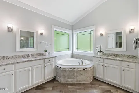 $985,000 | 139 Larkin Lane, Chapel Hill, NC 27516