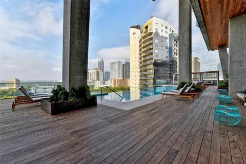 $1,599,000 | 70 Rainey Street, Unit 1306, Austin, TX 78701