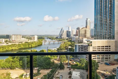$1,599,000 | 70 Rainey Street, Unit 1306, Austin, TX 78701