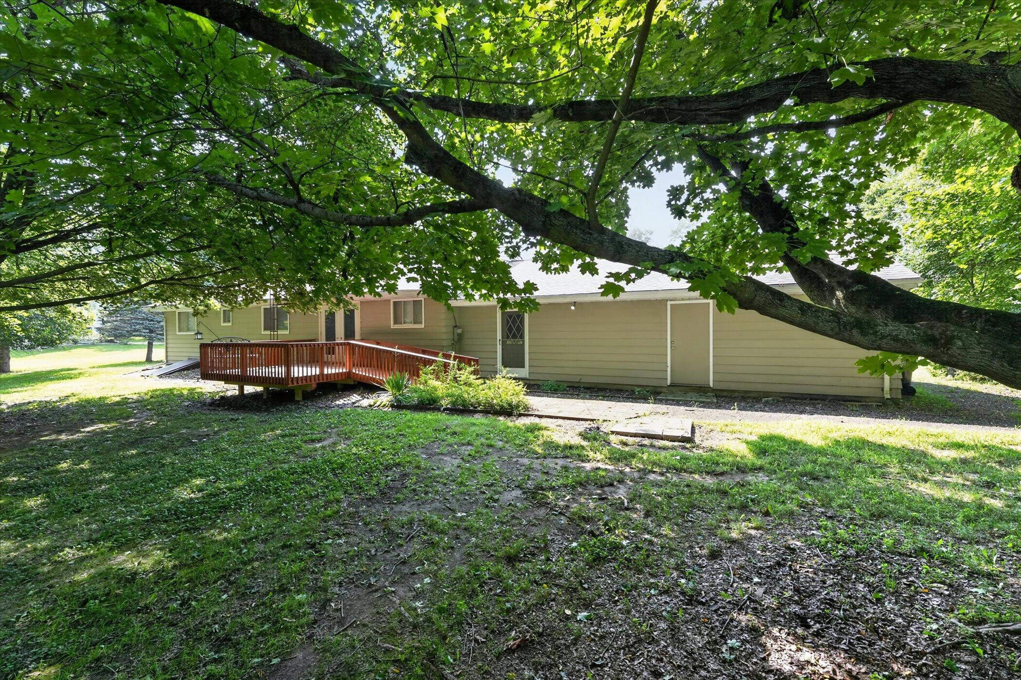 6720 Horton Road Jackson, MI 49201 - Photo 34 of 38 36-6720-Horton-Rd-Windowstill