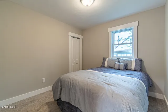 $284,999 | 451 Summer Street, Rotterdam, NY 12306