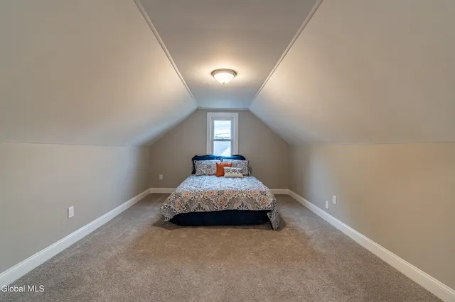 $284,999 | 451 Summer Street, Rotterdam, NY 12306