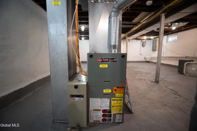 $284,999 | 451 Summer Street, Rotterdam, NY 12306