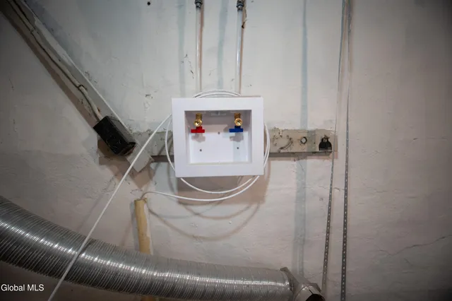 $284,999 | 451 Summer Street, Rotterdam, NY 12306