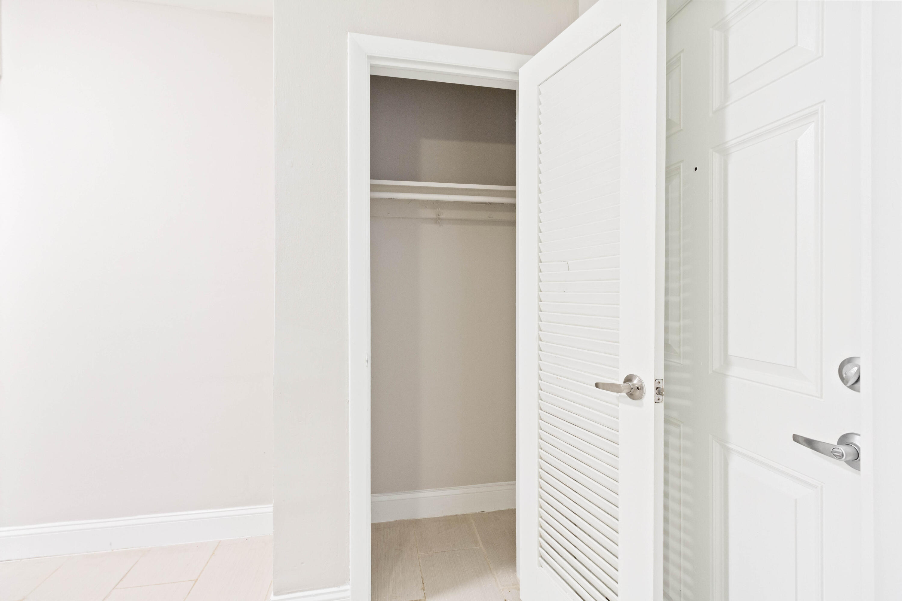 330 West Camino Real, Unit 4 Boca Raton, FL 33432 - Photo 13 of 19 330WCAMINOREALUNIT4-18