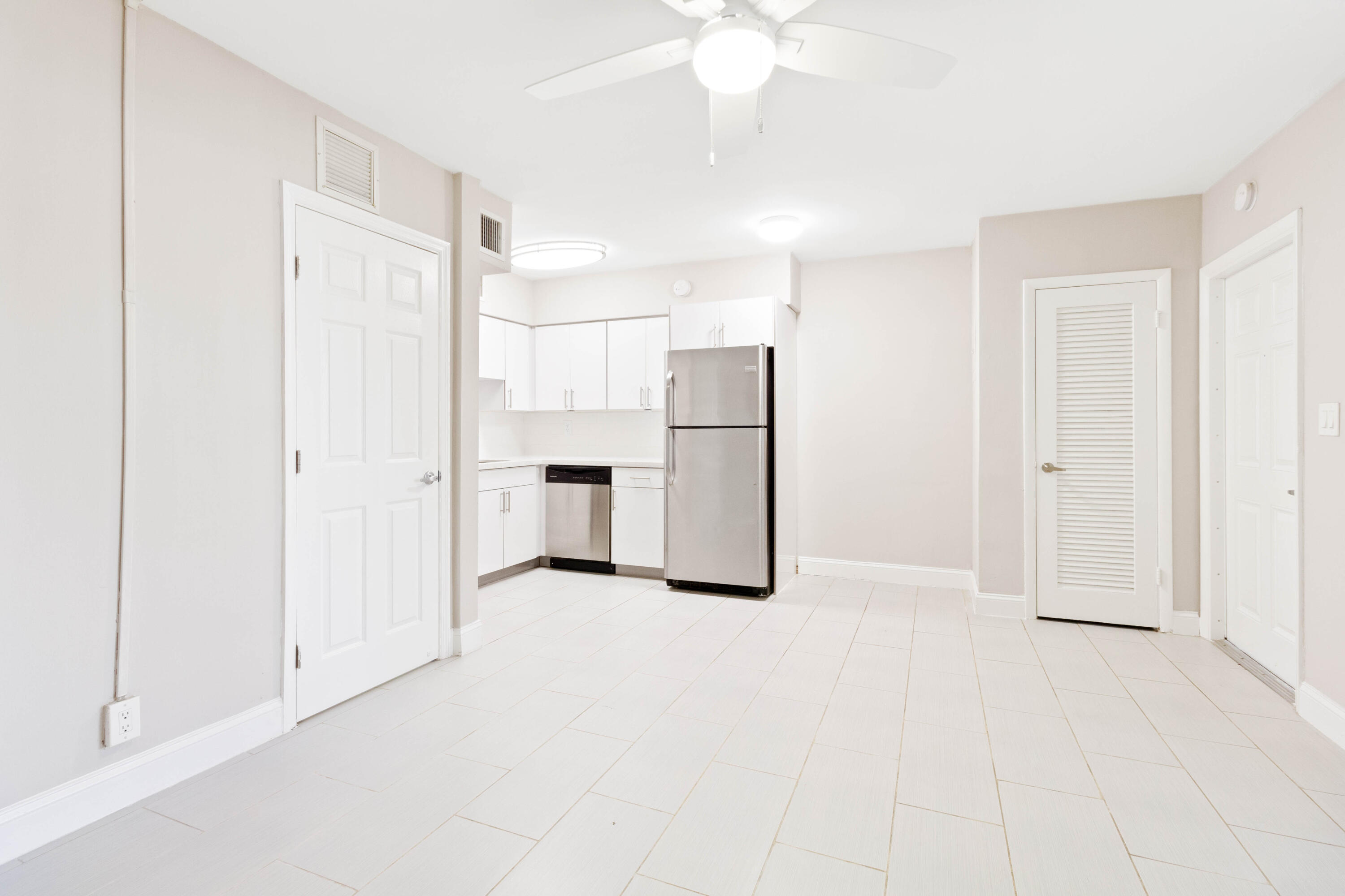 330 West Camino Real, Unit 4 Boca Raton, FL 33432 - Photo 5 of 19 330WCAMINOREALUNIT4-7