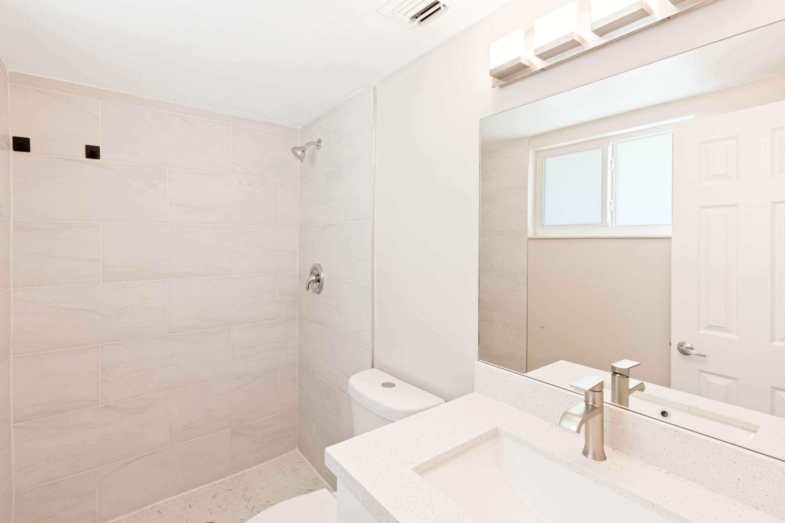 330 West Camino Real, Unit 4 Boca Raton, FL 33432 - Photo 10 of 19 330WCAMINOREALUNIT4-11