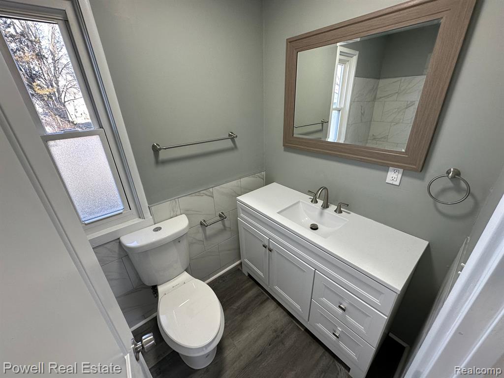 400 Broadway Street Pontiac, MI 48342 - Photo 19 of 24