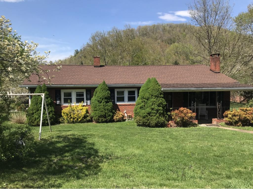 125 Dry Branch Road Erwin, TN 37650 - Photo 1 of 12 Photo 1