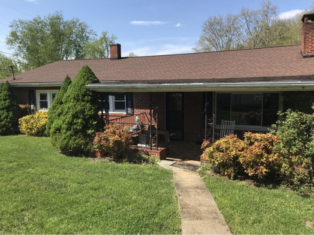 125 Dry Branch Road Erwin, TN 37650 - Photo 5 of 12 Photo 5