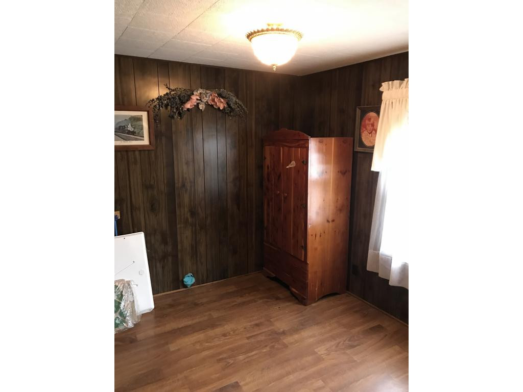 125 Dry Branch Road Erwin, TN 37650 - Photo 9 of 12 Photo 9