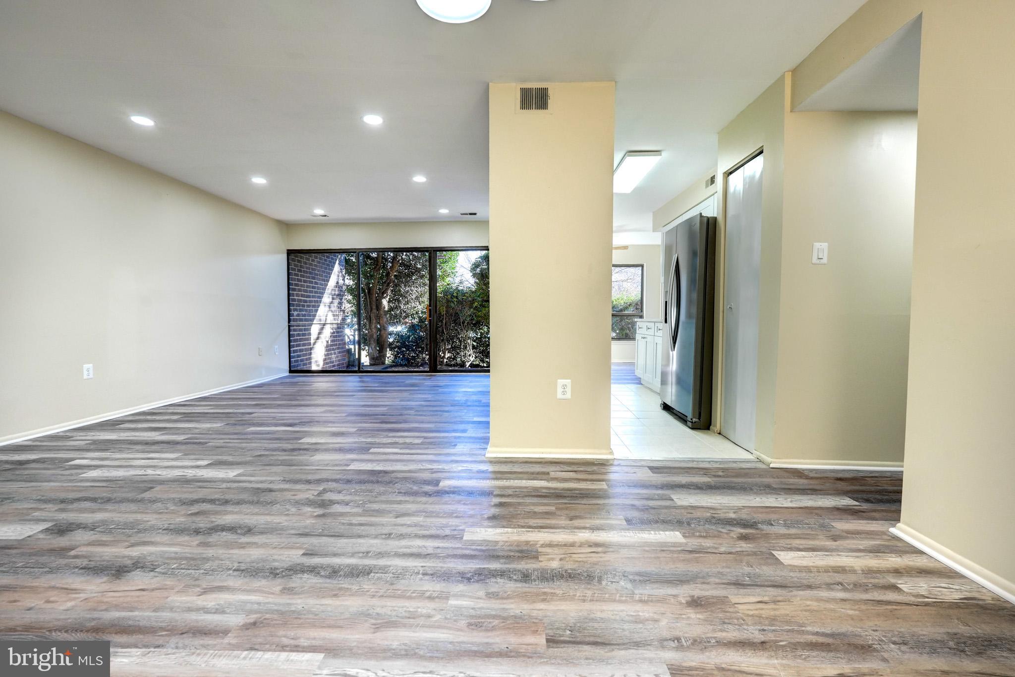 415 Christopher Avenue, Unit 11 Gaithersburg, MD 20879 - Photo 9 of 36 a view of an entryway of a room