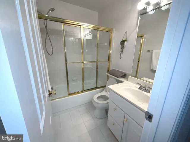 $2,800 | 1027 Travis Lane, Gaithersburg, MD 20879