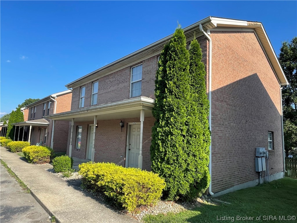 4226 Grant Line Road New Albany, IN 47150 - Photo 2 of 9