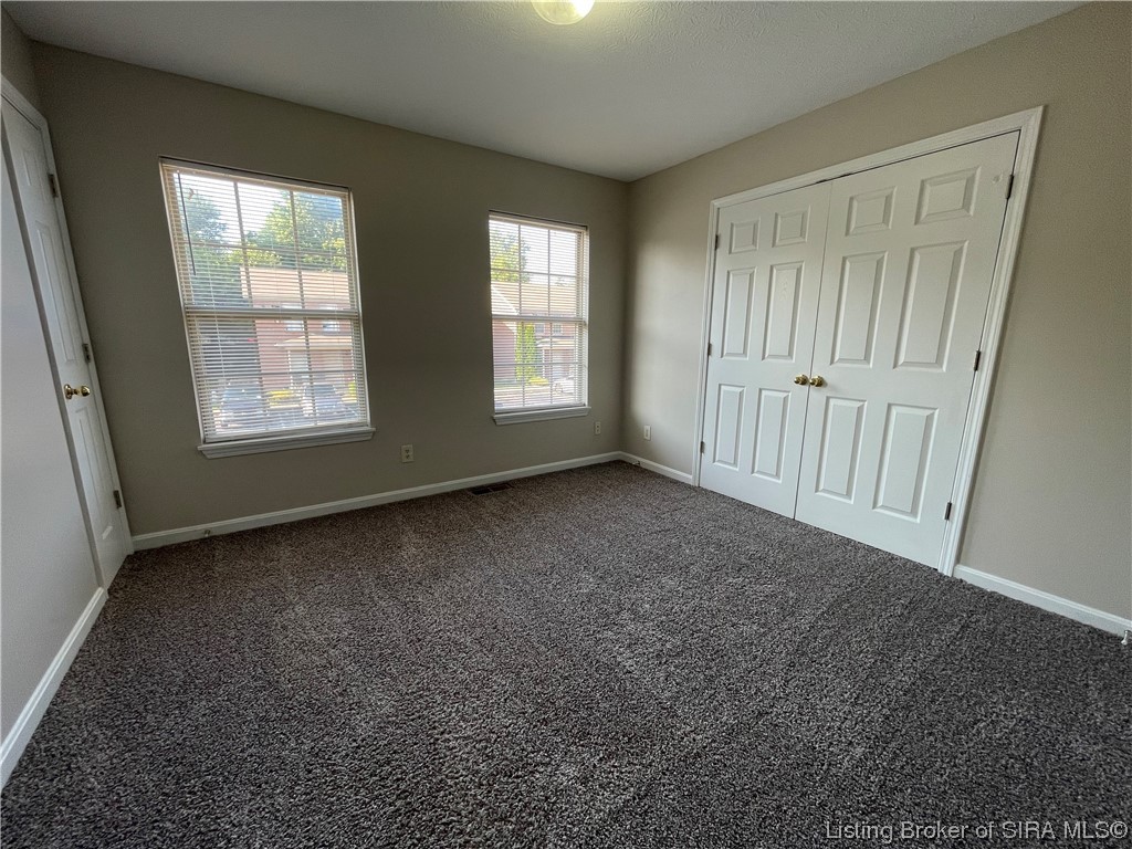 4226 Grant Line Road New Albany, IN 47150 - Photo 7 of 9