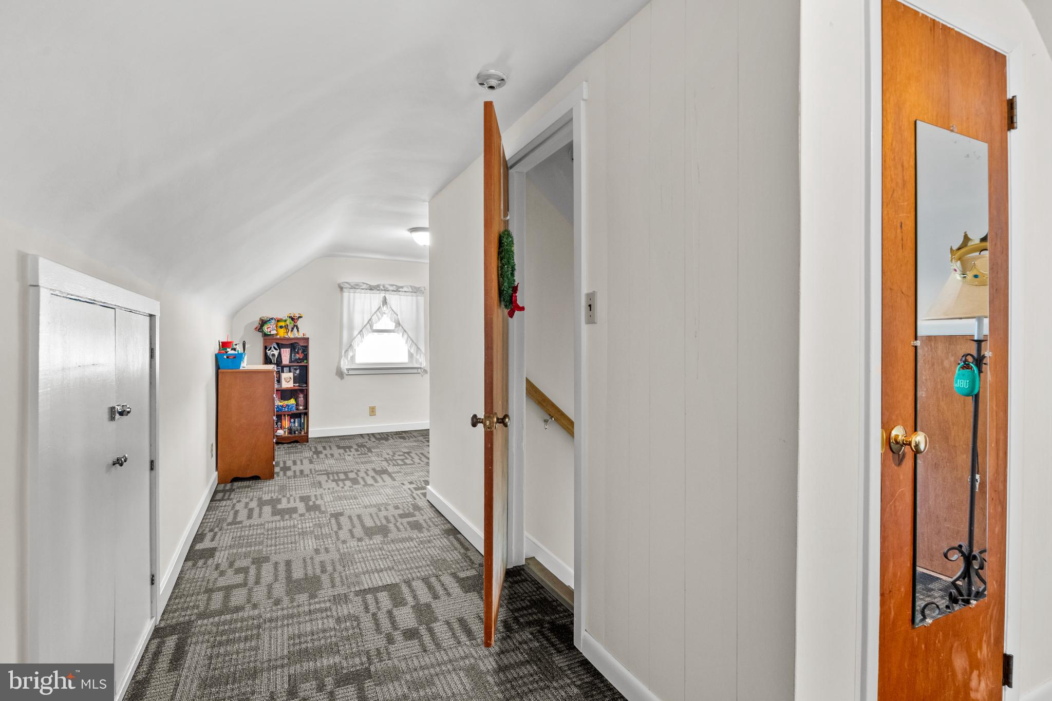 513 Parkside Avenue Reading, PA 19607 - Photo 13 of 27