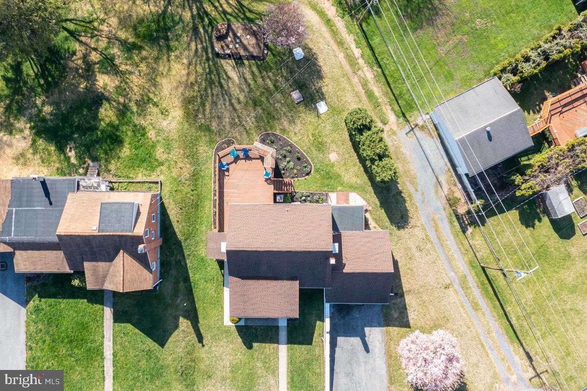 513 Parkside Avenue Reading, PA 19607 - Photo 4 of 27